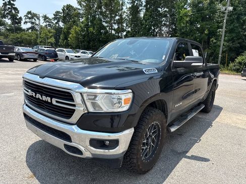 Used 2021 RAM 1500 Big Horn RWD image 4