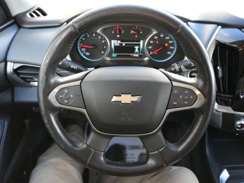Used 2018 Chevrolet Traverse LT image 29