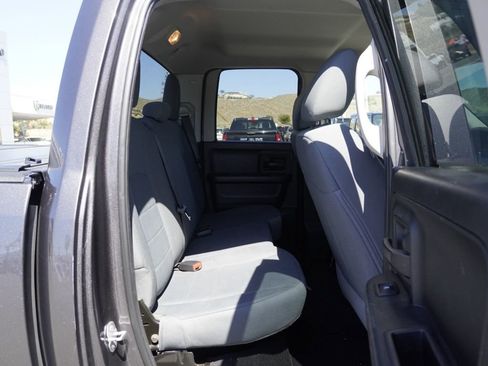 Used 2018 RAM 1500 Express image 24