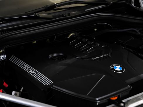 Used 2025 BMW X4 xDrive30i image 54