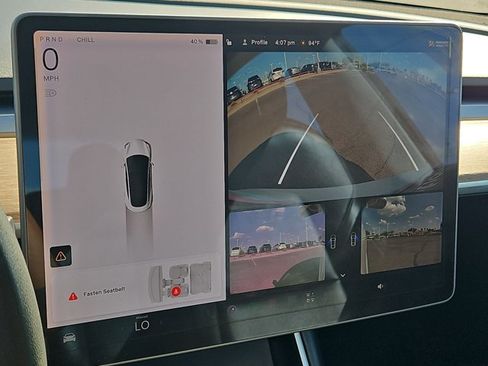 Used 2020 Tesla Model 3 Standard Range Plus RWD image 12