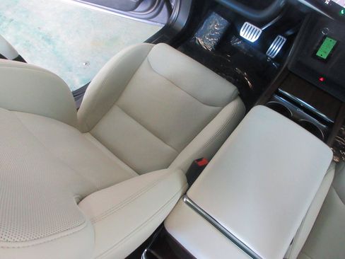 Used 2023 Tesla Model X AWD/4WD image 16