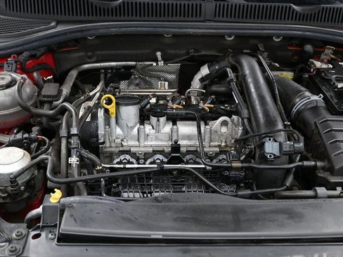 Used 2019 Volkswagen Jetta SE w/ Cold Weather Package image 40