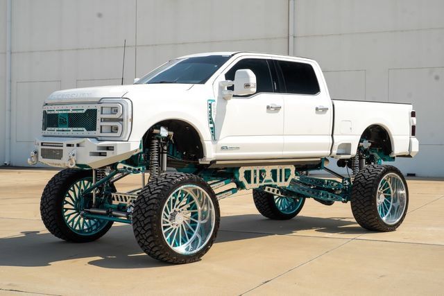 Used 2024 Ford F250 Limited w/ FX4 Off-Road Package AWD/4WD image 6