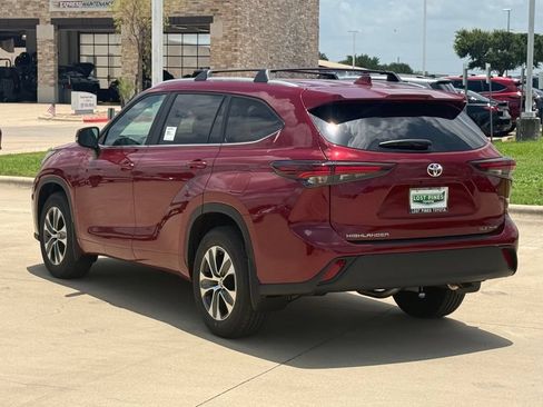 New 2026 Toyota Highlander XLE AWD/4WD image 5