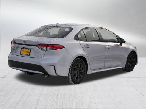 Used 2020 Toyota Corolla LE image 7
