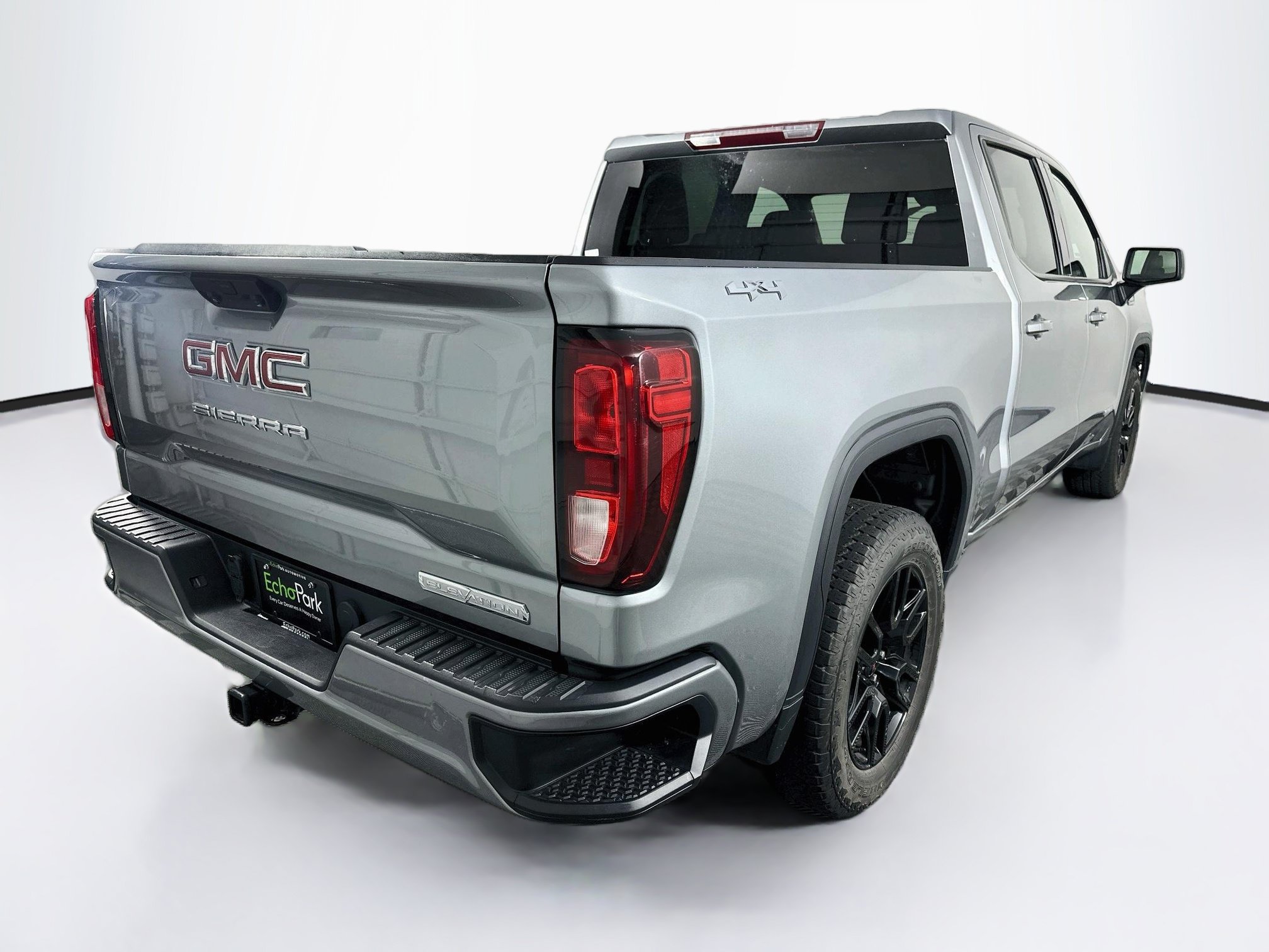 Used 2024 GMC Sierra 1500 Elevation AWD/4WD image 9