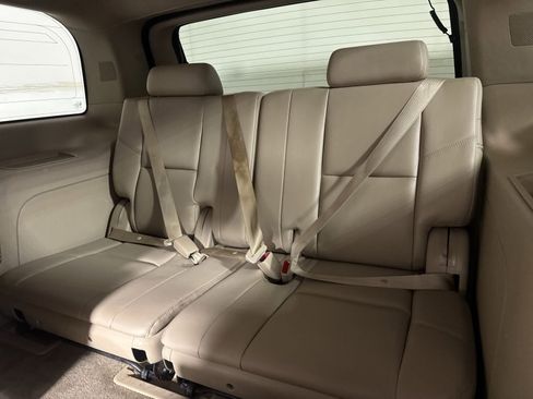 Used 2014 GMC Yukon Denali image 26