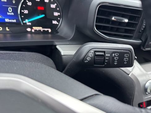 Used 2022 Ford Explorer XLT w/ Equipment Group 202A image 28