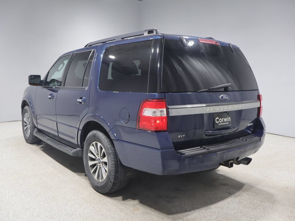 Used 2017 Ford Expedition XLT w/ Equipment Group 202A AWD/4WD image 14