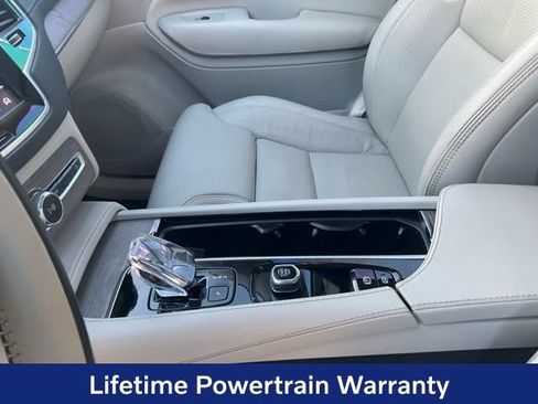 Certified 2024 Volvo XC90 T8 Ultimate AWD/4WD image 14
