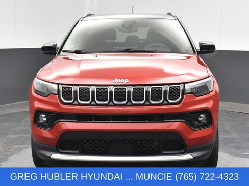 Used 2023 Jeep Compass Limited AWD/4WD image 9