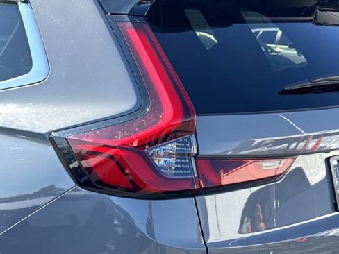 Certified 2025 Honda CR-V Sport Touring image 31