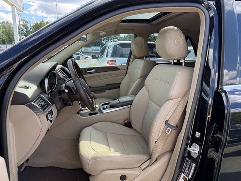Used 2015 Mercedes-Benz ML 350 4MATIC image 9