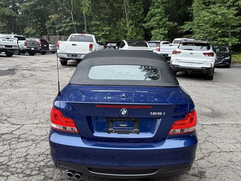 Used 2012 BMW 128i Convertible RWD image 6