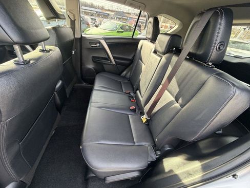 Used 2018 Toyota RAV4 Limited image 11