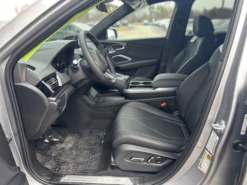 New 2026 Acura RDX SH-AWD image 11