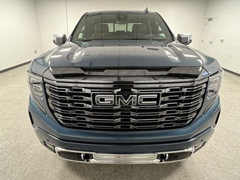 Used 2024 GMC Sierra 1500 Denali Ultimate image 3
