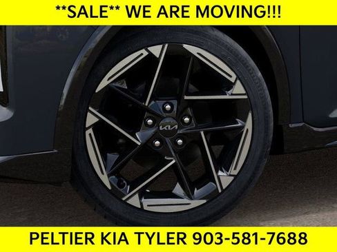 New 2025 Kia K4 GT-Line image 9