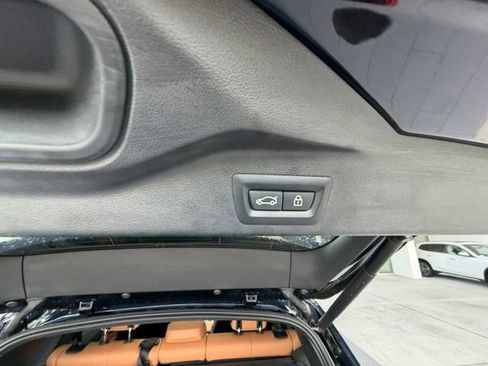 Used 2023 BMW X5 sDrive40i w/ M Sport Package RWD image 33