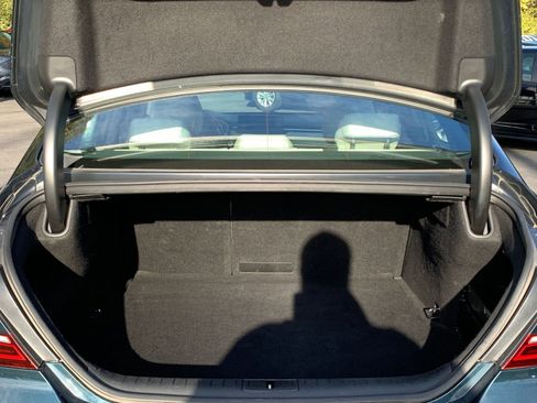 Used 2025 Genesis G70 2.5T image 31