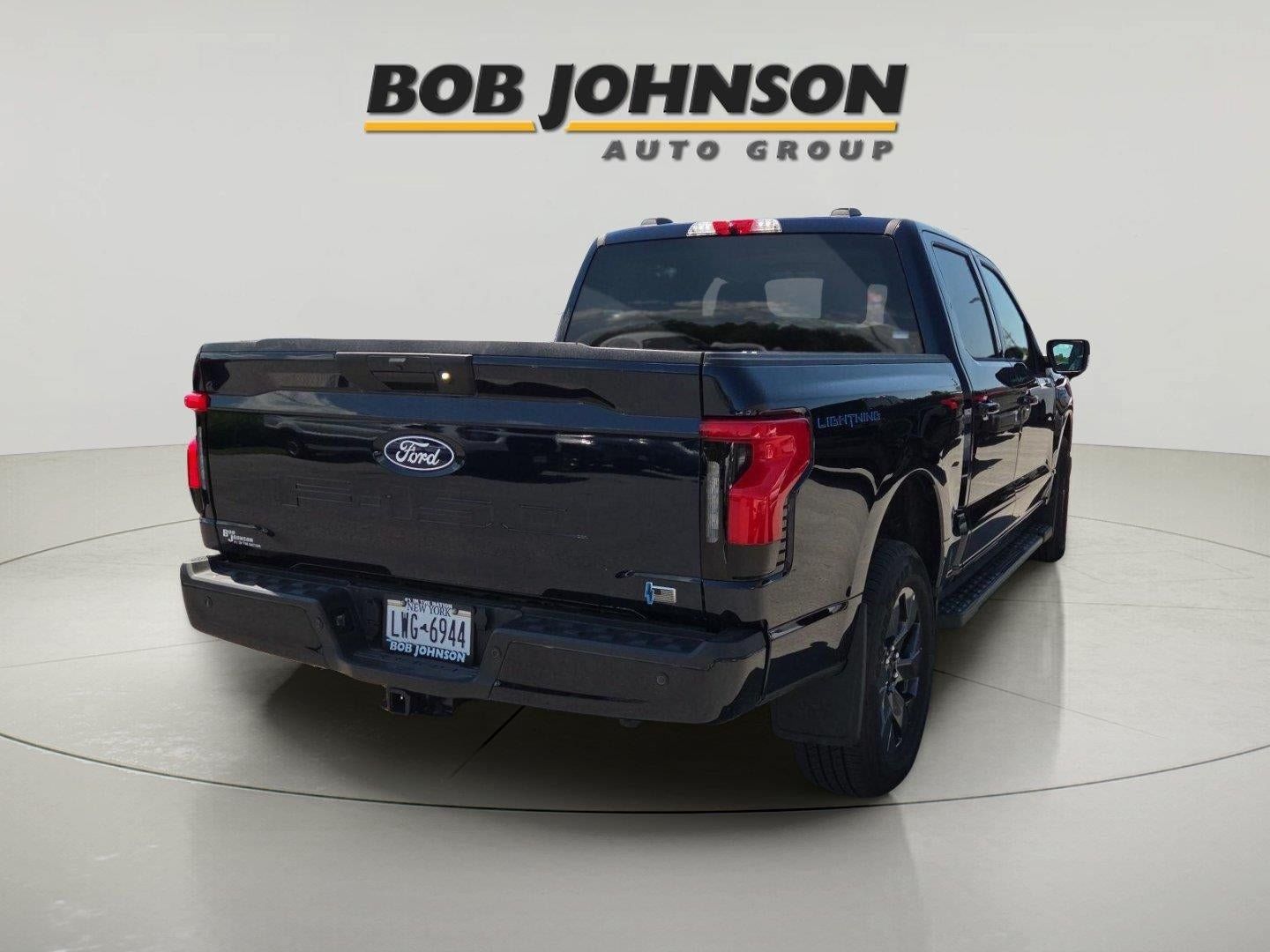 New 2025 Ford F150 Lightning Flash AWD/4WD image 8