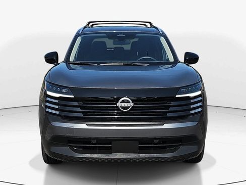 Used 2026 Nissan Kicks SV w/ SV Premium Package FWD image 9