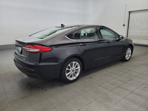 Used 2020 Ford Fusion SE image 10