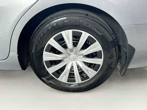 Used 2023 Toyota Camry LE image 11