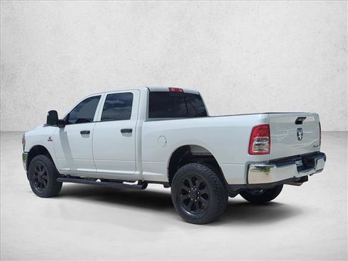 Used 2024 RAM 2500 Tradesman w/ Chrome Appearance Group AWD/4WD image 7