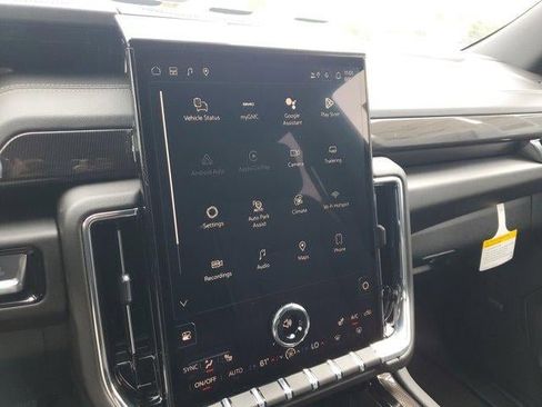 New 2026 GMC Yukon XL Elevation AWD/4WD image 24