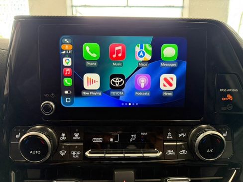 Used 2025 Toyota Highlander XSE AWD/4WD image 53