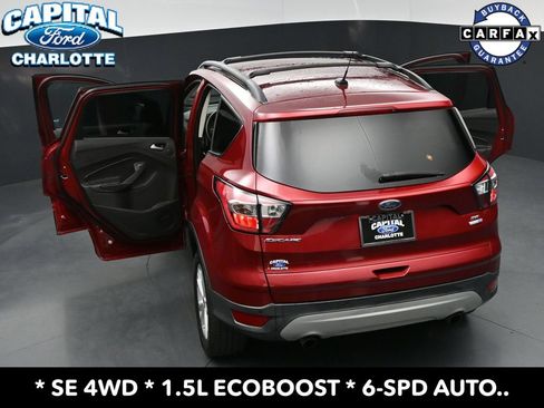 Used 2017 Ford Escape SE w/ Equipment Group 201A AWD/4WD image 33