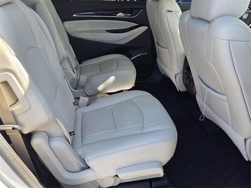 Used 2023 Buick Enclave Premium image 14