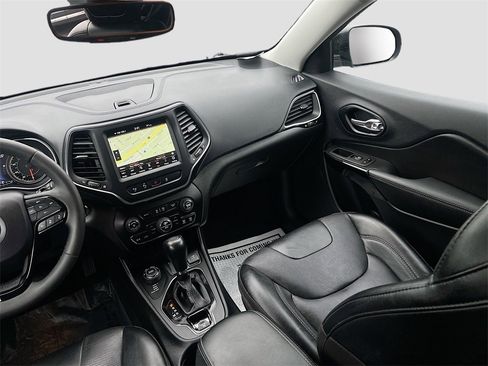 Used 2023 Jeep Cherokee Altitude Lux image 23