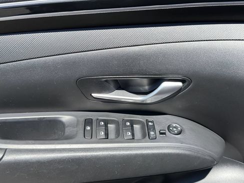 Used 2023 Hyundai Tucson SE AWD/4WD image 11