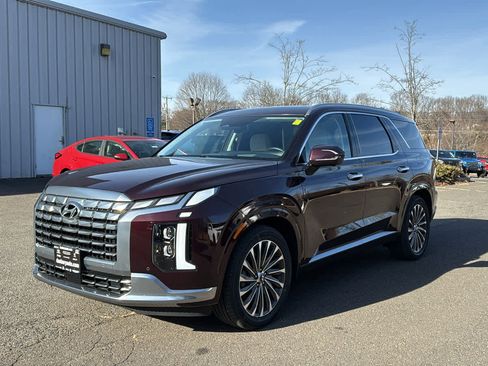 Used 2023 Hyundai Palisade Calligraphy image 7