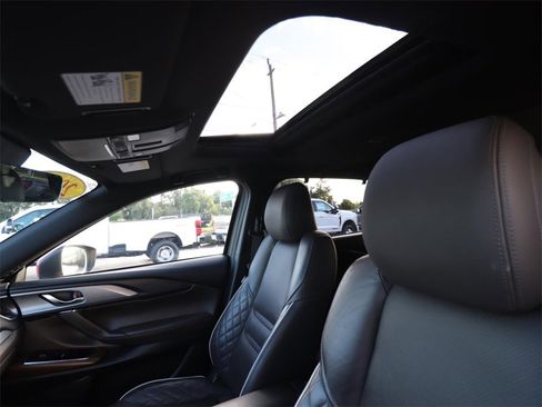 Used 2023 MAZDA CX-9 Signature image 4