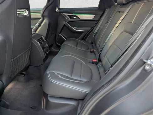 Used 2024 Jaguar F-PACE R-Dynamic S image 17