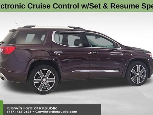 Used 2018 GMC Acadia Denali w/ Technology Package image 9