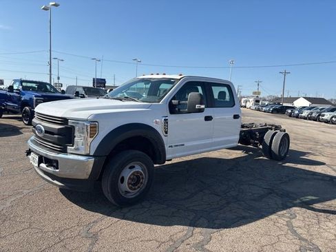 Used 2018 Ford F550 4x4 Crew Cab Super Duty image 3
