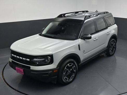 Used 2022 Ford Bronco Sport Outer Banks AWD/4WD image 16