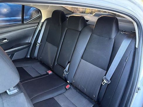 Used 2022 Nissan Sentra SV FWD image 11