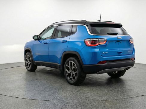 Used 2025 Jeep Compass Limited AWD/4WD image 6