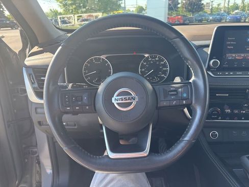 Used 2021 Nissan Rogue SL AWD/4WD image 22