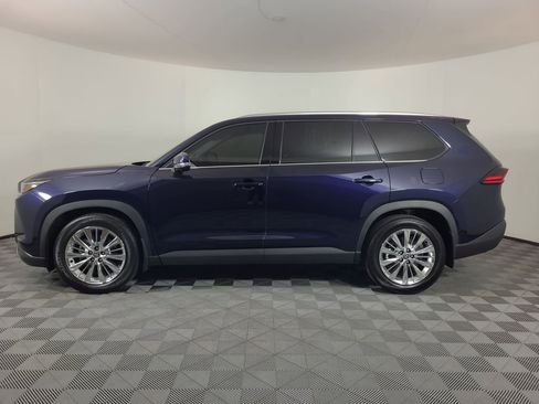 Used 2025 Toyota Grand Highlander Platinum image 6