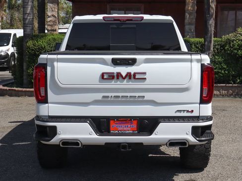 Used 2023 GMC Sierra 1500 AT4 w/ Technology Package AWD/4WD image 7