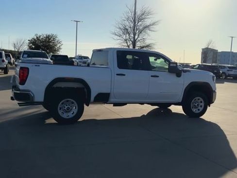 New 2026 GMC Sierra 2500 Pro w/ Convenience Package image 9