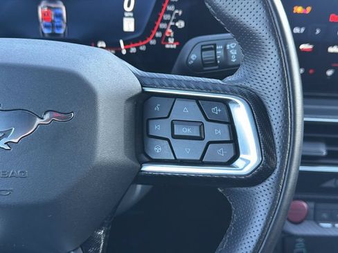 Used 2025 Ford Mustang GT Premium RWD image 21