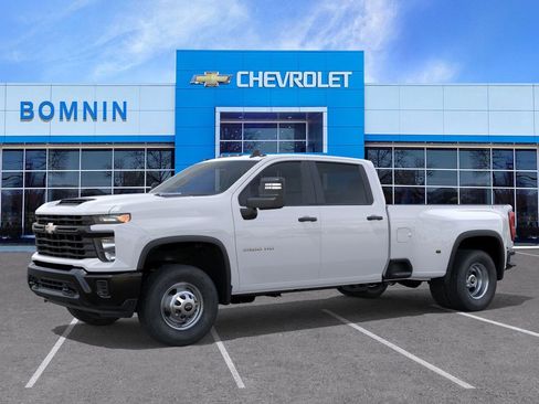 New 2026 Chevrolet Silverado 3500 W/T image 3
